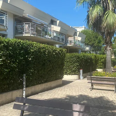Beverly Hills Vasto