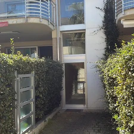 Beverly Hills Vasto Apartamento *